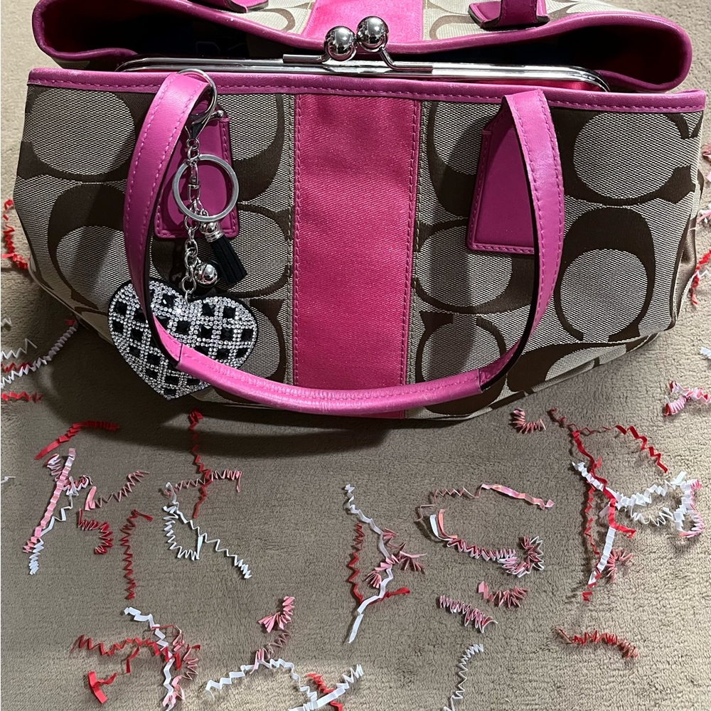 Coach Pink & Brown Signature Purse 💌🎀
